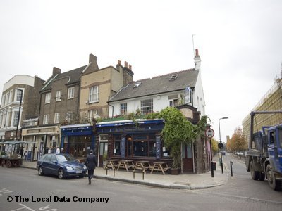 The Dove Freehouse & Kitchen